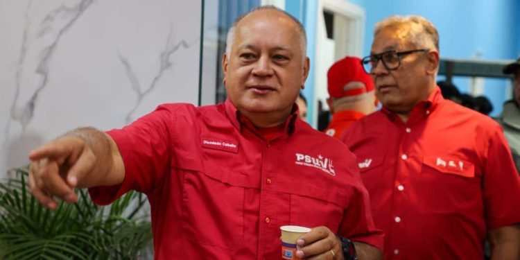 Cabello reconoce el «ejemplo de organización» del pueblo de Trujillo