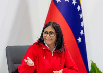 Gabinete Educativo y Presidencia (E) revisan plan nacional para fortalecer la enseñanza socioproductiva