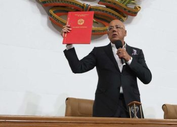 Cuatro Temas La Ley de Amnistía no permite delitos futuros