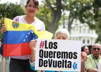 Organizaciones Sociales se reunieron en la Plaza Bolívar para exigir la libertad del presidente Maduro y Primera Dama