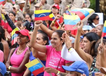 Presidenta (E) Delcy Rodríguez en el Día Internacional de la Mujer: “Llevemos este barco a puerto seguro por nuestros hijos y por amor a la República”