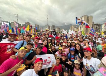 Juventud venezolana lidera proyectos productivos en las comunas