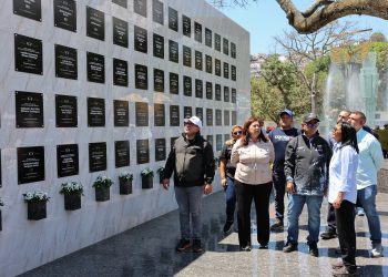 Inauguran Monumento en honor a los Héroes y Heroínas del 3-E en el Cementerio del Sur