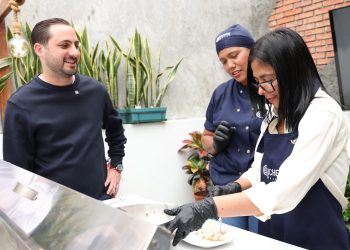 Delcy Rodríguez, Presidenta (E), destaca el impacto social y gastronómico del emprendimiento «Ceviche Verano»