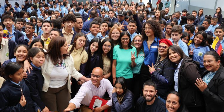Delcy Rodríguez, Presidenta (E): «La educación técnica es el motor fundamental para el impulso socioproductivo de Venezuela»