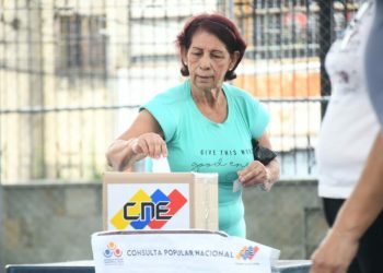 Observadores de América y Europa resaltan transparencia en la histórica Consulta Popular Nacional