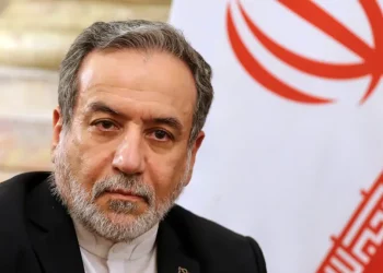 Irán niega negociaciones con Estados Unidos y aclara que solo existe un intercambio de mensajes