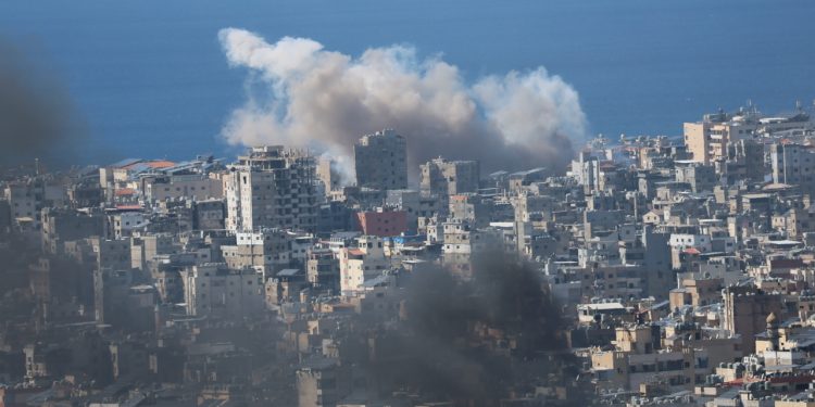 Irán advierte a EE.UU. e Israel: Cese ataques o petróleo superará los 200 dólares