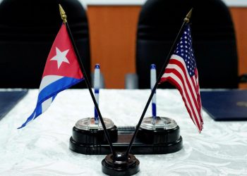 Cuba y EEUU inician diálogos diplomáticos para abordar la crisis energética en la isla