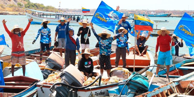Presidenta (E) lidera actos por el Día del Pescador: «La pesca artesanal es pilar de nuestra soberanía alimentaria»