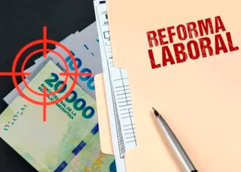 Entra en vigor la polémica reforma laboral en Argentina