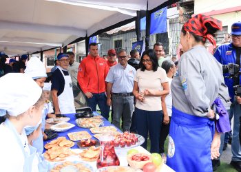 Gobierno Bolivariano activa jornada de atención integral en Cotiza y Feria del Campo Soberano para fortalecer protección social de más de 13 mil habitantes 2 Gobierno Bolivariano activa jornada de atención integral en Cotiza y Feria del Campo Soberano para fortalecer protección social de más de 13 mil habitantes