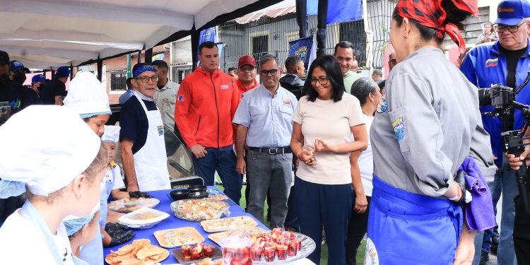Gobierno Bolivariano activa jornada de atención integral en Cotiza y Feria del Campo Soberano para fortalecer protección social de más de 13 mil habitantes