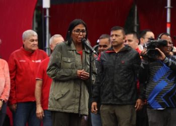 ​Presidenta (E) Delcy Rodríguez conmemora 24 años del rescate de la Dignidad Nacional