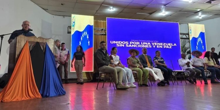 Diosdado Cabello: “El FMI nos tiene 5 mil millones de dólares y la única manera de que los devuelvan es que Venezuela forme parte de la organización”