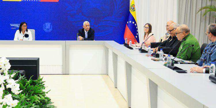 Ingreso laboral y seguridad social: dos grandes áreas de diálogo