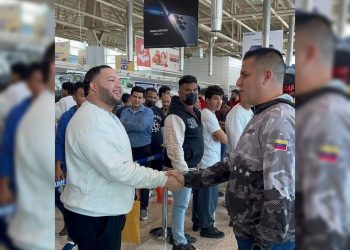 168 venezolanos regresan en el vuelo 131 de Vuelta a la Patria