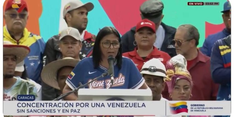 Presidenta (E) Delcy Rodríguez anuncia el aumento del ingreso mínimo vital a 240$