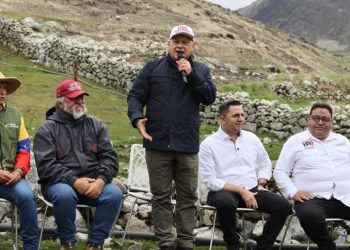 Diosdado Cabello: “El policía debe ser amigo del campesino” y anuncia cero tolerancia al cobro ilegal en alcabalas
