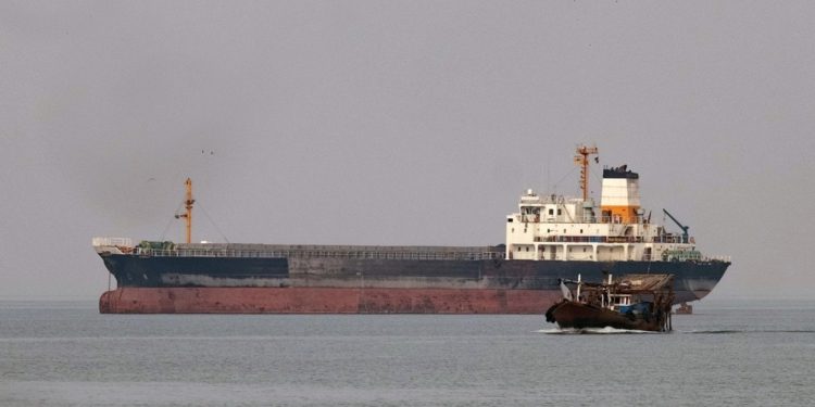 Washington intensifica presión sobre Irán con una nueva ofensiva económica y no descarta acciones militares