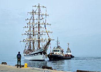 ​El Buque Escuela «Simón Bolívar» arriba a San Cristóbal y Nieves