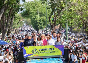 Presidenta Encargada Delcy Rodríguez encabeza Gran Peregrinación Nacional en Barquisimeto por una «Venezuela sin Sanciones»