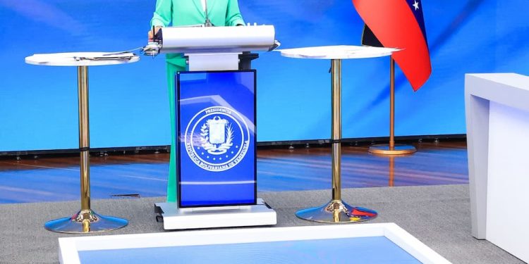 Presidenta (E) promulga Ley de Celeridad Administrativa y convoca peregrinación contra el bloqueo 1 Presidenta (E) promulga Ley de Celeridad Administrativa y convoca peregrinación contra el bloqueo