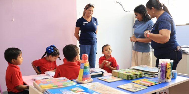 Presidenta encargada Delcy Rodríguez entrega Unidad Educativa Nacional “Dr. José de Jesús Arocha” completamente rehabilitada