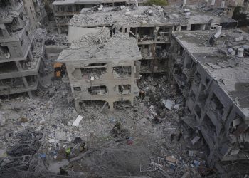 Irán reporta más de 125 mil infraestructuras civiles devastadas tras ataques