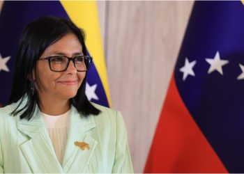 Delcy Rodríguez: la mano firme en medio de la tormenta