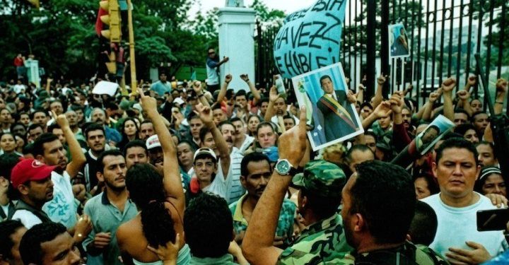 «Canciller Yván Gil: ‘La fuerza popular restauró la democracia tras el secuestro de Chávez hace 24 años'»