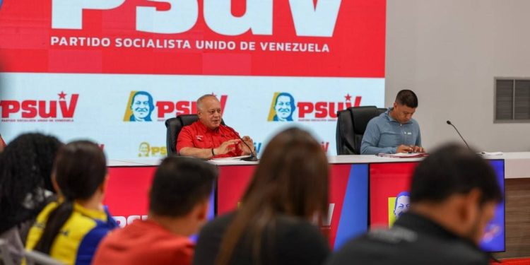 Diosdado Cabello: “Piden ausencia absoluta de alguien que, según ellos, no ganó”