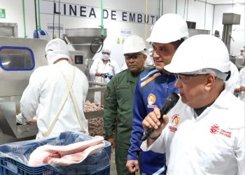 Diosdado Cabello supervisa planta Gilgod en Trujillo y destaca que es muestra de «la Venezuela que no se queda con los brazos cruzados»