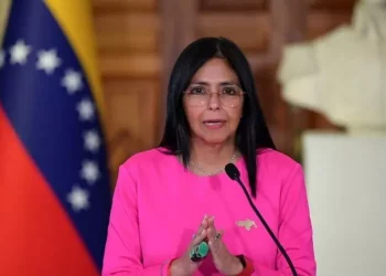 La presidenta (E) Delcy Rodríguez se posiciona como favorita en las proyecciones sobre el liderazgo en Venezuela en 2026