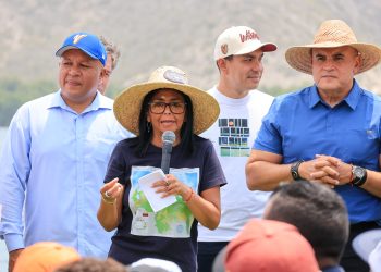 Presidenta (E) Delcy Rodríguez lidera caravana y encuentro con pescadores en Anzoátegui como parte de la Gran Peregrinación Nacional 9 Presidenta (E) Delcy Rodríguez lidera caravana y encuentro con pescadores en Anzoátegui como parte de la Gran Peregrinación Nacional