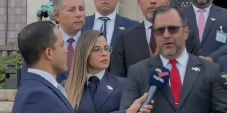 Yván Gil en La Haya: «Argumentos de Guyana carecen de base legal y distorsionan la historia»