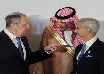 Rusia urge un cese de hostilidades definitivo en Oriente Medio y propone crear una estructura regional de seguridad