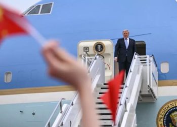 Trump califica de «fantásticos» los acuerdos comerciales con Xi Jinping tras su visita a China