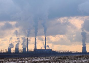 Alerta ambiental en Europa: Las emisiones de gases de efecto invernadero crecieron un 0,9%