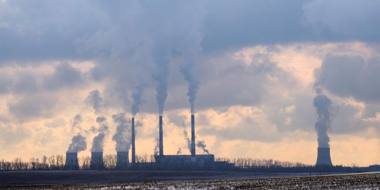 Alerta ambiental en Europa: Las emisiones de gases de efecto invernadero crecieron un 0,9%
