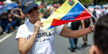 Cuatro Temas | Sin bloqueo ni sanciones, Venezuela sería imparable