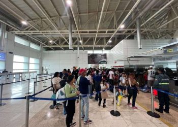 Regresan 134 venezolanos desde Panamá en el vuelo 148 de la GMVP