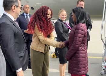 Presidenta Encargada Delcy Rodríguez arriba a Países Bajos para defender la soberanía venezolana sobre la Guayana Esequiba