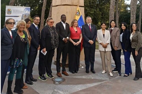 Roma, Monte Sacro: el multilateralismo de los pueblos tras las huellas del Juramento de Bolívar 1 Roma, Monte Sacro el multilateralismo de los pueblos tras las huellas del Juramento de Bolívar