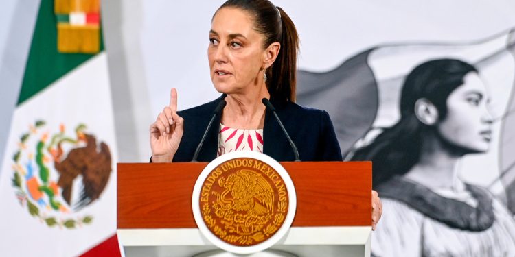 Presidenta Claudia Sheinbaum desmiente presencia de la CIA en México