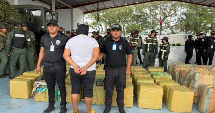 Comisiones Mixtas del CICPC, GOES y GNB Incautan más de 3.5 Toneladas de Droga en Apure