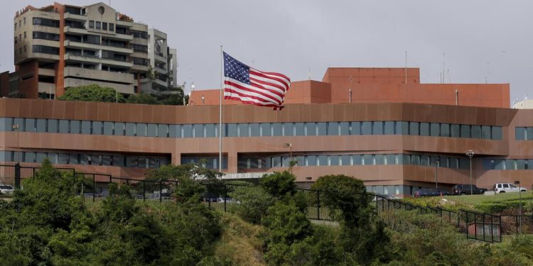 Embajada de Estados Unidos en Caracas activa protocolo estándar de simulacro de evacuación