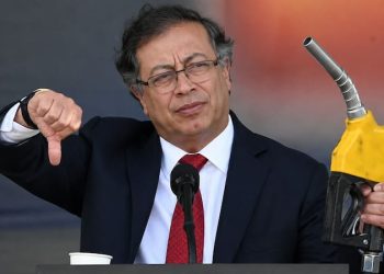 Congreso de Colombia abre nueva investigación contra el presidente Petro