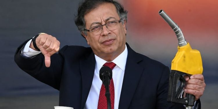 Congreso de Colombia abre nueva investigación contra el presidente Petro