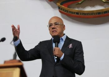Jorge Rodríguez advierte que Gobierno Nacional no dará “cuartel” a actos ilícitos tras deportación de Alex Saab